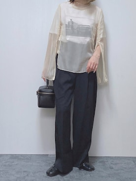 「LAUIR（ラウアー）のアイテム（シャツ/ブラウス）」を使った、Chisato  さん（レディース・158cm）の春コーディネート