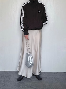 「アイテム（ジャージ）」を使った、Chisato  さん（レディース・158cm）の秋コーディネート