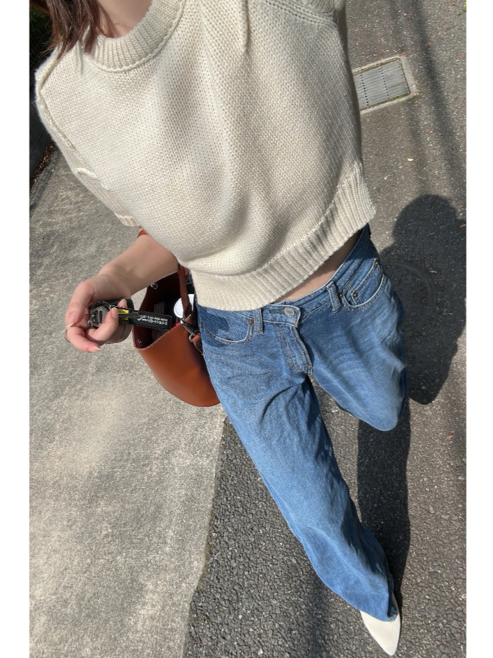 「ZARA、Ungrid、GU、senceofplace」｜「Ungridのアイテム（デニムパンツ、ブルー系）」を使った、qvmさんさん（骨格ストレート・レディース・167cm）の春コーディネートの1枚目の写真