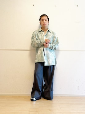 「seyto（セイト）のDouble belted wide straight trousers pants / ダブルベルトワイドストレートトラウザーパンツ（スラックス、グレー系）」を使った、SuZuAさん（メンズ・160cm）の秋コーディネート