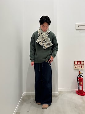「PENDLETON（ペンドルトン）の【PENDLETON】別注 HARDING 差し込みボアマフラー（マフラー）」を使った、クロリュウさん（メンズ・171cm）の冬コーディネート