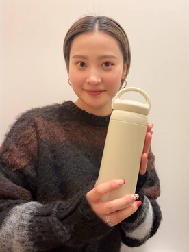 「アイテム（グラス/マグカップ/タンブラー）」を使った、LILIさん（レディース・157cm）の冬コーディネート