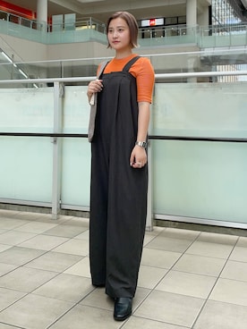 「アイテム（サロペット/オーバーオール、グレー系）」を使った、LILIさん（レディース・157cm）の夏コーディネート
