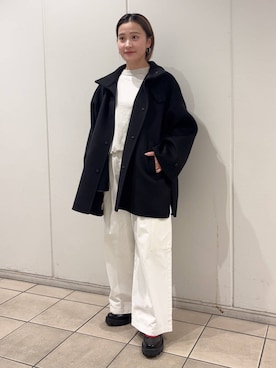 ウールスタンドショートコートを使った人気ファッションコーディネート