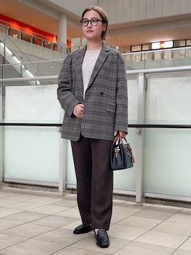 「RODE SKO（ロデスコ）の『ドラマ着用商品』チャーム付ミニバッグ　Ssize（トートバッグ）」を使った、LILIさん（レディース・157cm）の夏コーディネート