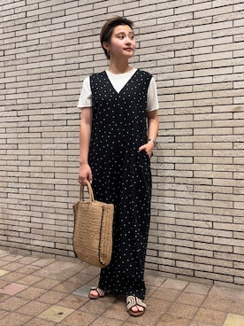 「URBAN RESEARCH DOORS（アーバンリサーチドアーズ）のアイテム（オールインワン・サロペット）」を使った、LILIさん（レディース・157cm）の夏コーディネート