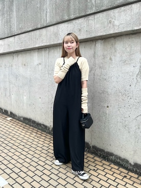 「アイボリー」｜「アイテム（サロペット/オーバーオール）」を使った、みいたろうさん（レディース・159cm）の秋コーディネート
