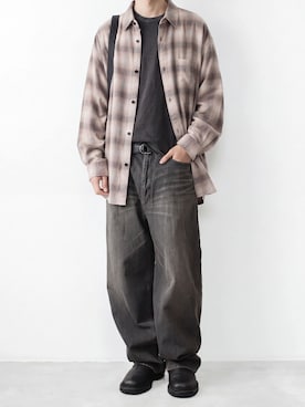「VEIN （ヴェイン）のオーガニックコットン オンブレチェック L/S SHIRT / ORGANIC COTTON OMBRE CHECK L/S SHIRT（シャツ/ブラウス、グレー系）」を使った、AT_MMさん（メンズ・173cm）の春コーディネート