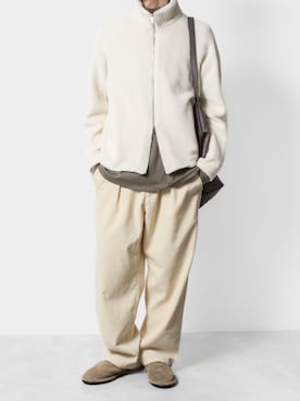 「アイテム（スリッポン）」を使った、AT_MMさん（メンズ・173cm）の冬コーディネート