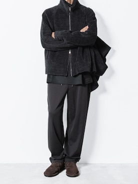 「アイテム（スリッポン）」を使った、AT_MMさん（メンズ・173cm）の冬コーディネート