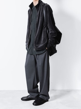 「アイテム（スリッポン）」を使った、AT_MMさん（メンズ・173cm）の秋コーディネート