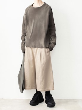 「VEIN （ヴェイン）のORGANIC CO HEAVY TWILL BALLOON BAGGY SHORTS（その他パンツ、ベージュ系）」を使った、AT_MMさん（メンズ・173cm）の秋コーディネート