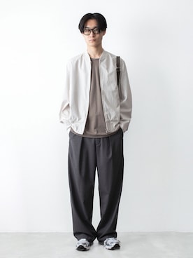 「ATTACHMENT（アタッチメント）のアイテム（スラックス）」を使った、AT_MMさん（メンズ・173cm）の春コーディネート