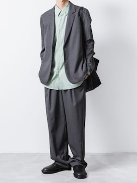 「アイテム（スリッポン）」を使った、AT_MMさん（メンズ・173cm）の冬コーディネート