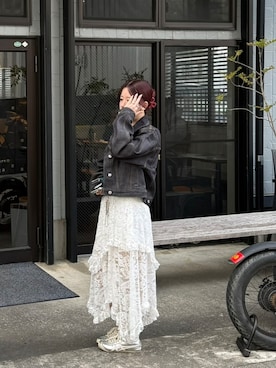 「アイテム（デニムジャケット）」を使った、hnkさん（レディース・158cm）の秋コーディネート