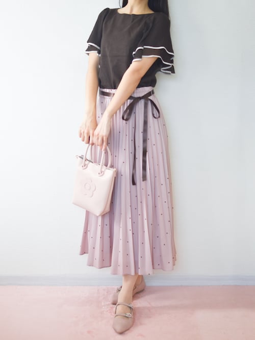 新品未使用❤︎LAISSEPASSE ハートプリントプリーツスカート レッセパッセ LAISSE PASSE（レッセパッセ）の「ハートプリントプリーツ