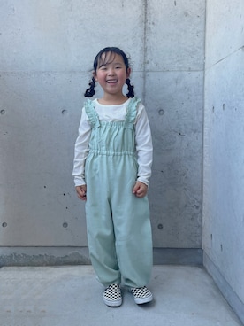 「アイテム（つなぎ/オールインワン）」を使った、ioooさん（キッズ・110cm）の秋コーディネート