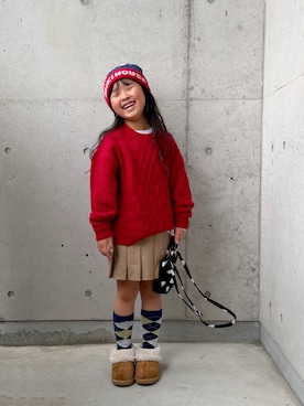 「アイテム（スカート、ベージュ系）」を使った、ioooさん（キッズ・110cm）の冬コーディネート