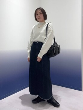 「アイテム（ニット/セーター、シルバー系）」を使った、hiinaさん（レディース・161cm）の冬コーディネート