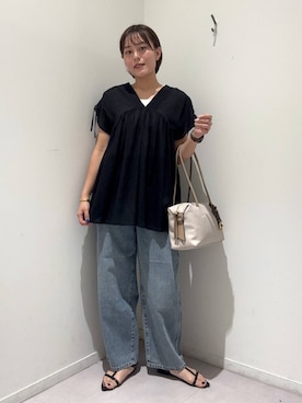 「アイテム（バングル/リストバンド）」を使った、hiinaさん（レディース・161cm・20代）の夏コーディネート