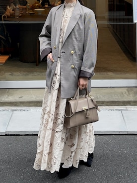 「アイテム（フレグランス）」を使った、tomokaさん（レディース・157cm）の秋コーディネート