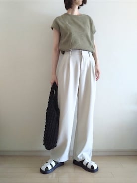 「カーキ×ホワイト」｜kazaneさん（レディース・165cm）の秋コーディネート