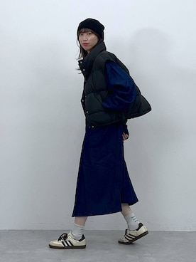 「アイテム（ダウンベスト）」を使った、よここさん（レディース・168cm・20代）の秋コーディネート