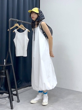 「アイテム（ソックス/靴下、ブルー系）」を使った、よここさん（レディース・168cm）の夏コーディネート