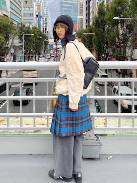 「アイテム（ニットキャップ/ビーニー）」を使った、よここさん（レディース・168cm）の秋コーディネート