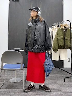 「アイテム（ローファー）」を使った、よここさん（レディース・168cm・20代）の冬コーディネート