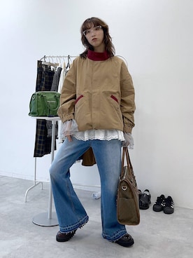 「アイテム（ローファー、レッド系）」を使った、よここさん（レディース・168cm）の秋コーディネート