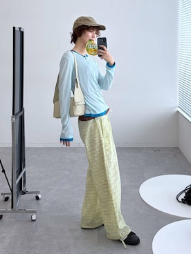 「JEANASIS（ジーナシス）のアイテム（Tシャツ/カットソー）」を使った、よここさん（レディース・168cm）の春コーディネート
