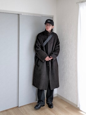 「markaware（マーカウェア）のアイテム（ステンカラーコート）」を使った、 yujiさん（メンズ・176cm）の冬コーディネート