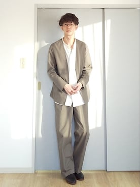 「ADAM ET ROPE'（アダムエロペ）のアイテム（ノーカラージャケット）」を使った、 yujiさん（メンズ・176cm）の春コーディネート