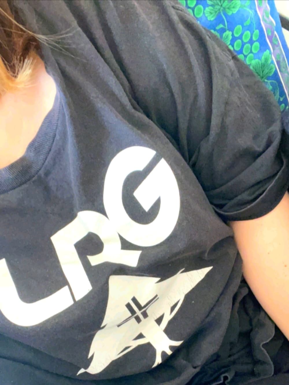 「LRGのアイテム（Tシャツ/カットソー、ブラック系）」を使った、🥺さん（レディース・165cm）の秋コーディネートの1枚目の写真