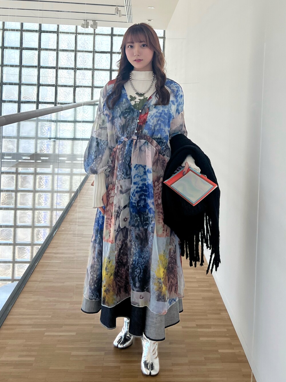 「足袋ブーツ、シルバー、春コーデ、ワンピースコーデ、低身長、春服みてみて、シアーワンピース、デニムスカート、ゆるコーデ」｜「nine9のアイテム（ワンピース/ドレス、その他）」を使った、minapoさん（レディース・154cm）の春コーディネートの1枚目の写真
