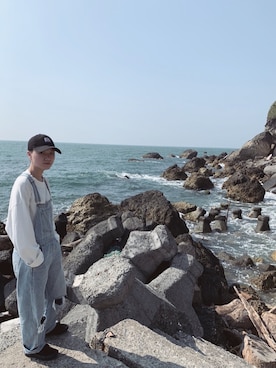 「oversize」｜「アイテム（サロペット/オーバーオール）」を使った、chung minさん（レディース・157cm）の春コーディネート