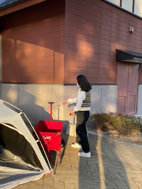 「ベスト×Tシャツ」｜かーささん（レディース・160cm）の秋コーディネート