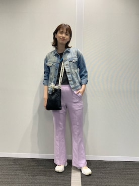 「BASQUE magenta（バスクマゼンタ）のアイテム（スラックス）」を使った、大釜ケリーさん（レディース・165cm）の夏コーディネート
