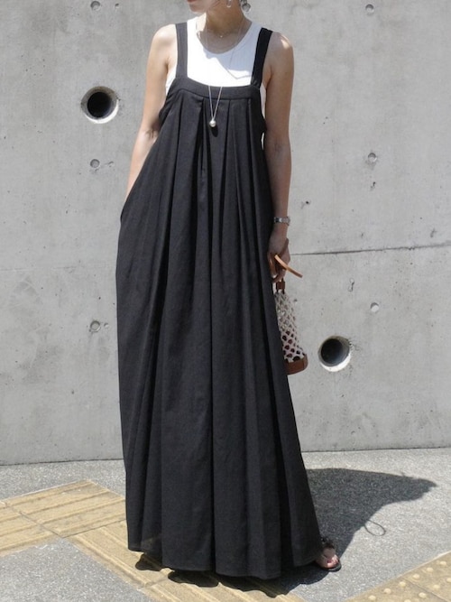 アクテ　AKTE　ワイドストラップロングワンピース　ブラック　サロペット アクテ AKTE ワイドストラップロングワンピース ブラック