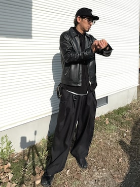 「アイテム（ライダースジャケット）」を使った、zunさん（メンズ・180cm）の冬コーディネート