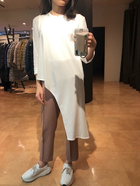 「theory（セオリー）のアイテム（トップス）」を使った、tamaさん（レディース・157cm）の秋コーディネート