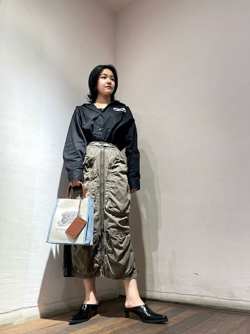 美品☆希少デザイン☆DIESEL ディーゼル　スカート　変形　総柄　膝下隠れます DIESEL（ディーゼル）の「レディース スカート ロング オール