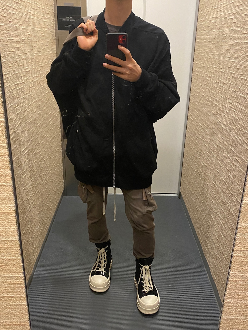 【カジュアルコーデの格上げ】RICK OWENS カーゴパンツ カジュアルコーデの格上げ】RICK OWENS カーゴパンツ (RICK