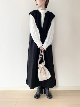 「select MOCA by son（セレクトモカバイソン）のキーネックロングベストワンピース（ワンピース）」を使った、𝐀𝐍𝐘さん（レディース・156cm）の秋コーディネート