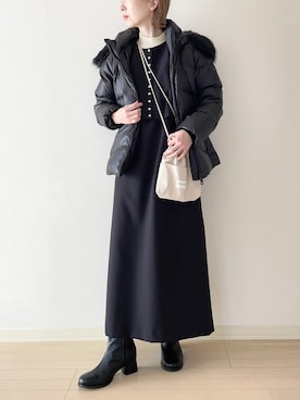「巾着バッグ」｜「アイテム（ジャンパースカート）」を使った、𝐀𝐍𝐘さん（レディース・156cm）の秋コーディネート