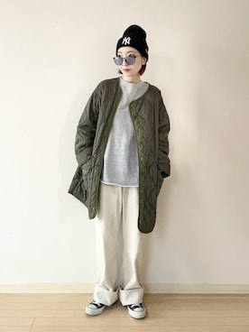 「アイテム（ミリタリージャケット）」を使った、𝐀𝐍𝐘さん（レディース・156cm）の秋コーディネート