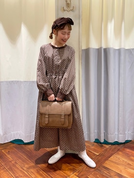 「柄物」｜「アイテム（ワンピース/ドレス）」を使った、おゆいさん（レディース・151cm）の秋コーディネート
