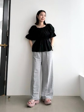 「ORiental TRaffic（オリエンタルトラフィック）のカット デザイン パデット 厚底 サンダル /51206（サンダル、ピンク系）」を使った、ほしまりさん（レディース・158cm）の春コーディネート