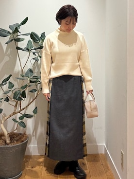 「SMELLY（スメリー）のアイテム（ピアス（両耳用））」を使った、KAGAさん（レディース・158cm）の秋コーディネート